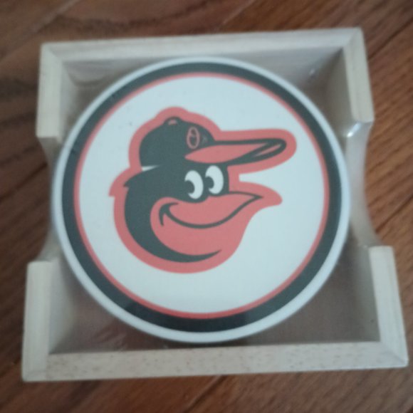 MLB Baltimore Orioles 4 Coasters set in Tray - NEW - Picture 1 of 4